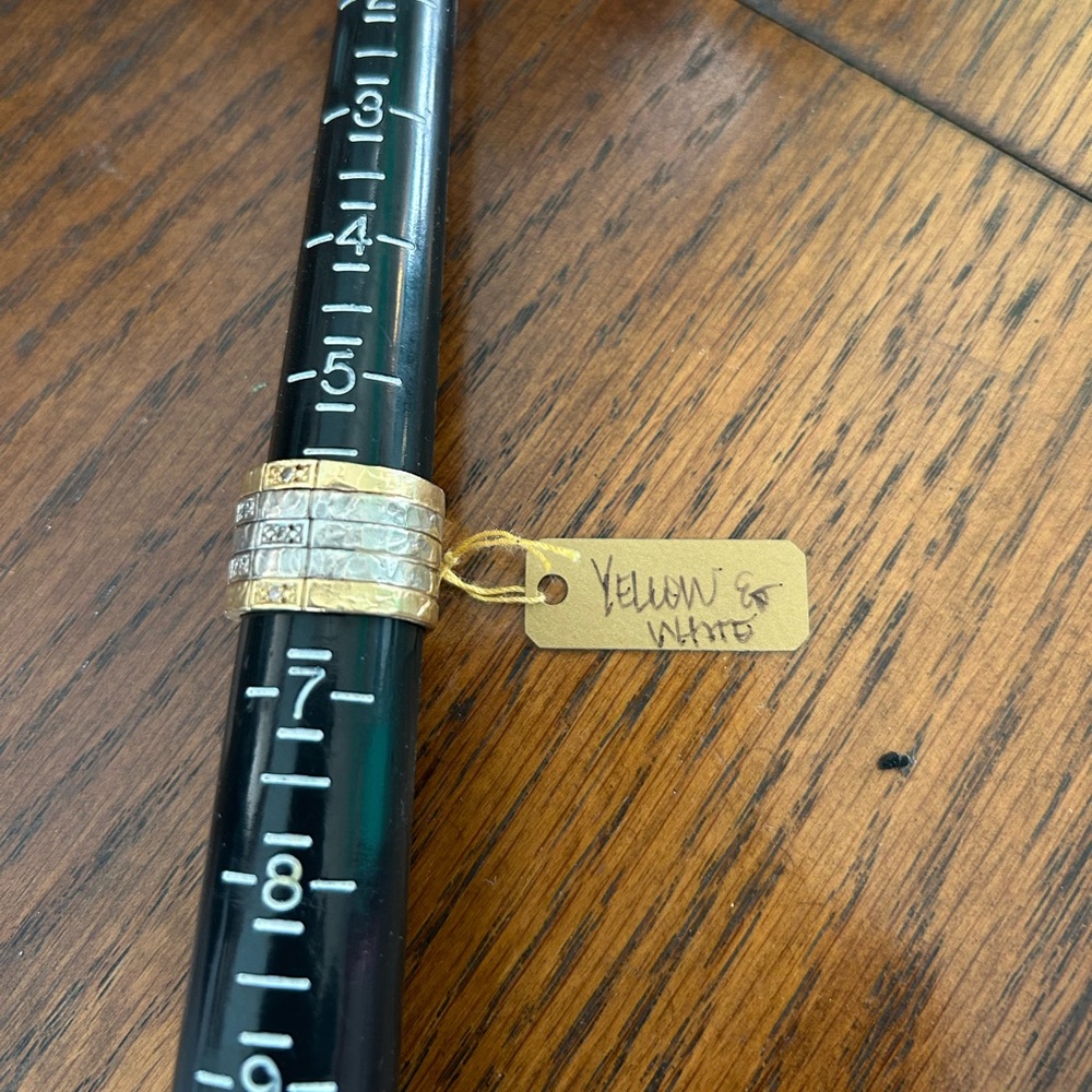 Silver/Gold Color Ring - Picture 6 of 6